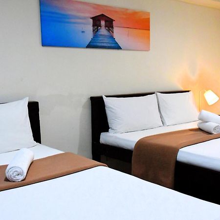 Arzo Hotel Makati Makati City Extérieur photo