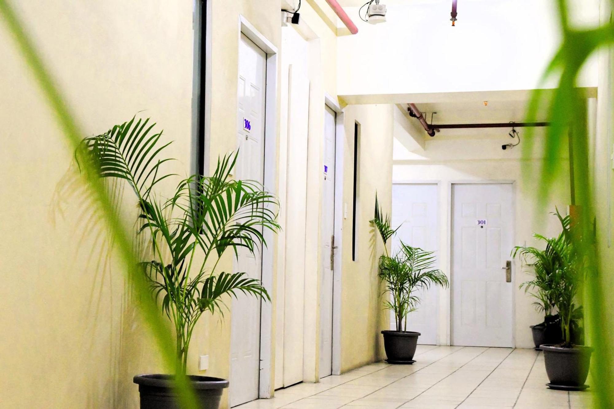 Arzo Hotel Makati Makati City Extérieur photo